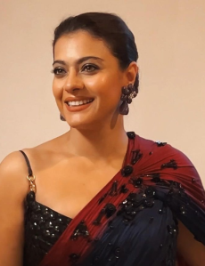 Actress won everyone's heart by doing photoshoot in saree 2 Kajol Saree Look