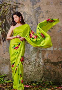 Actress Divya Khosla Kumar