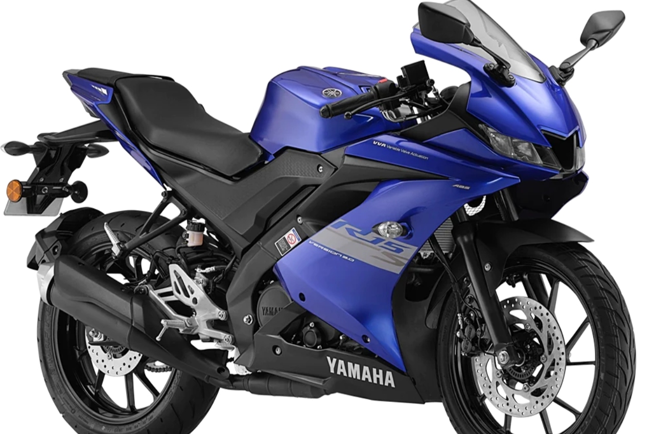 Yamaha R15S price, Yamaha R15S mileage, 150 cc bikes, bikes under 2 lakhs, sports bikes