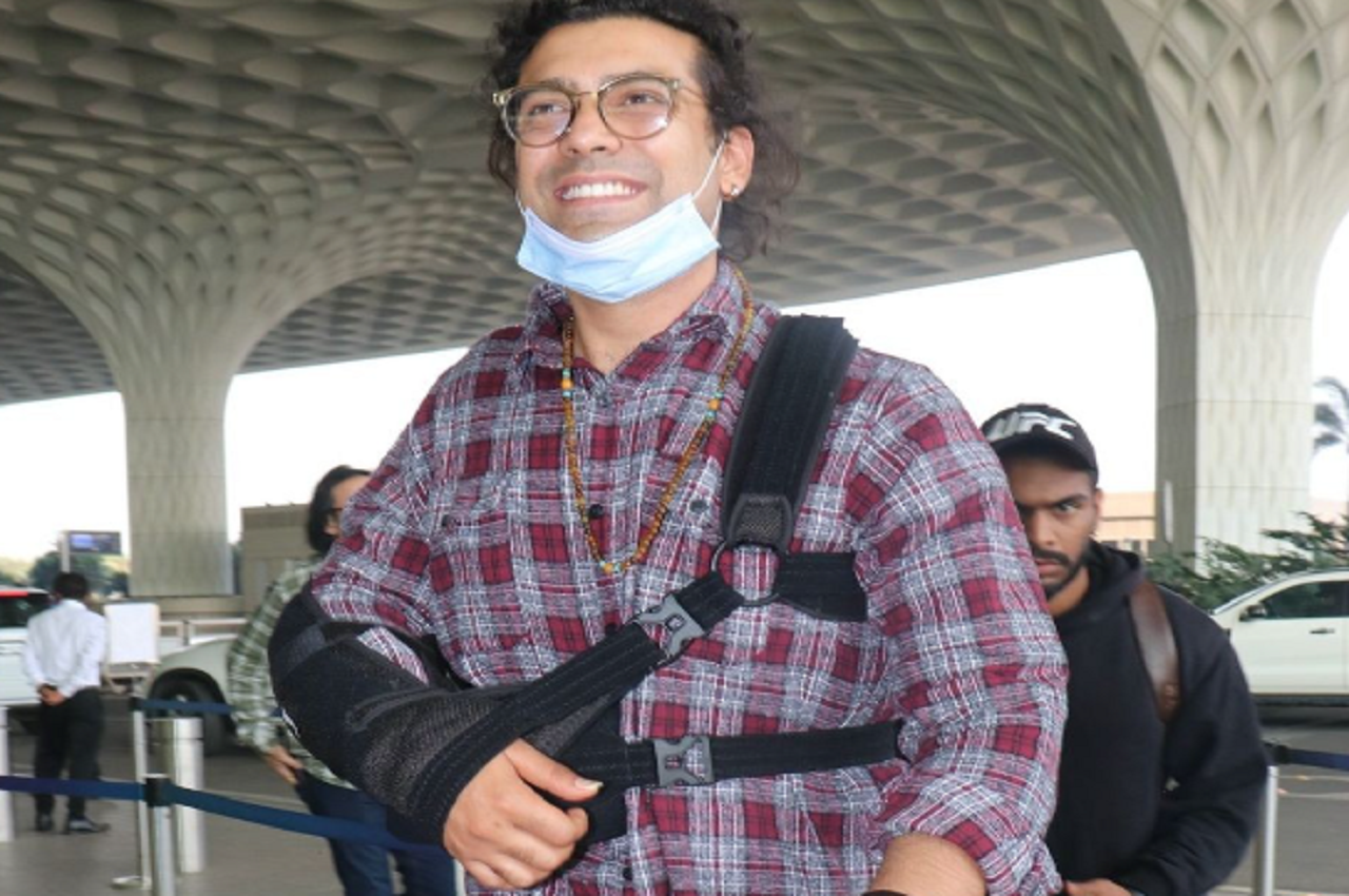 Jubin Nautiyal: सर्जरी की खबरों के बीच एयरपोर्ट पर स्पॉट हुए जुबिन नौटियाल, तस्वीरें वायरल