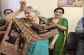 Viral Video: 93 साल की दादी पर चढ़ा शम्मी कपूर का खुमार, ‘ओ जाने तमन्ना' गाने पर किया गदर डांस