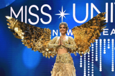 Miss Universe 2023: 'नेशनल कॉस्ट्यूम' राउंड में छाईं भारत की दिविता राय, बनीं 'सोने की चिड़िया'