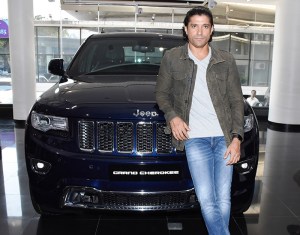 Jeep Grand Cherokee farhan akhtar