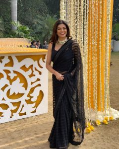 Sushmita Sen Perfect Looks