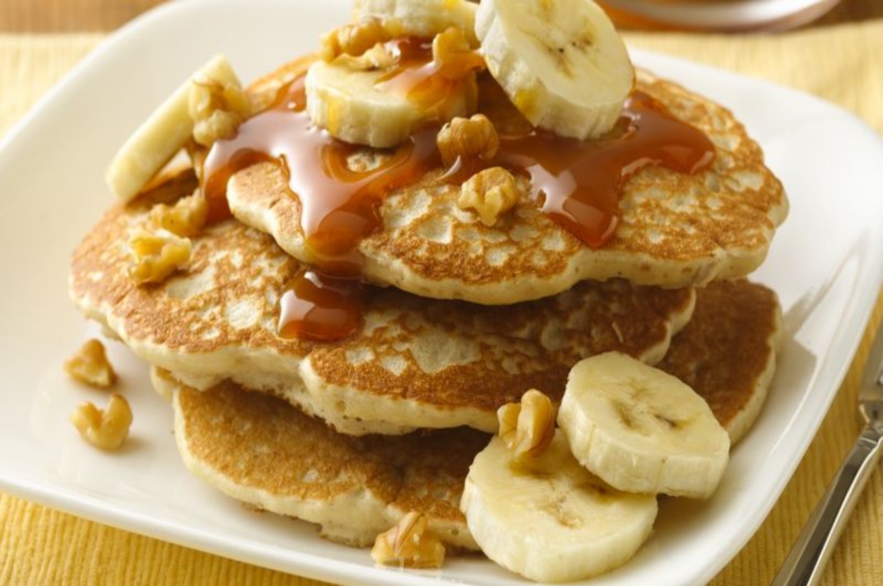 Banana Walnut Pancake Recipe In Hindi, Banana Walnut Pancake Recipe, Pancake Recipe, How To Make Pancake, Cake Recipe