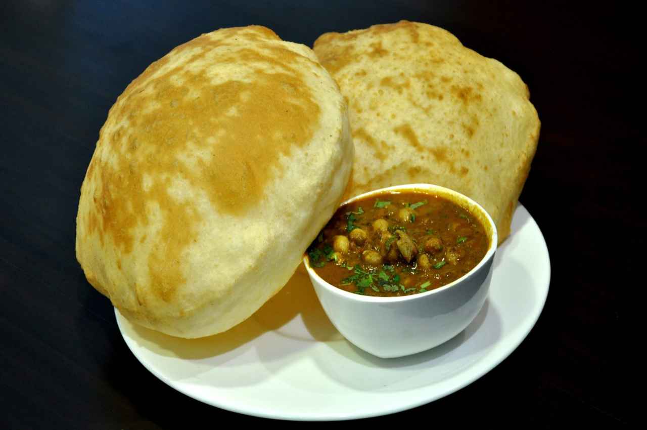 Special Chole Bhature Stall, How To Make Chole Bhature, Babu Special Chole Bhature