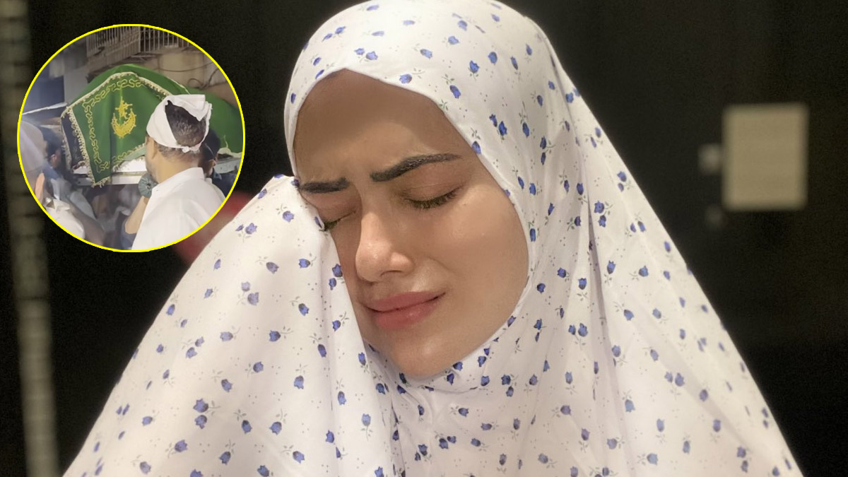 Sana Khan mother death
