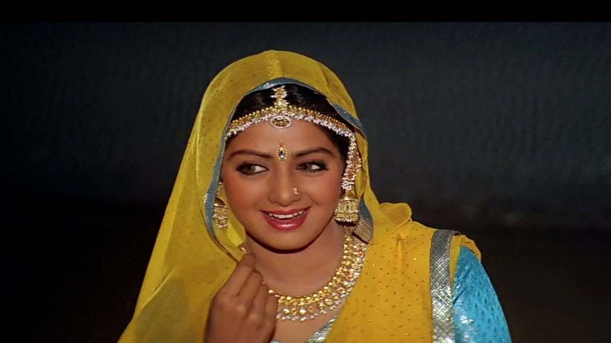 Bollywood 5 Queen Actresses -1-2-3-4