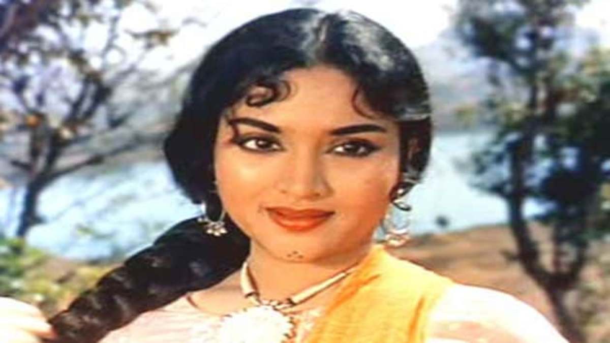 Bollywood 5 Queen Actresses -1-2-3-4-5