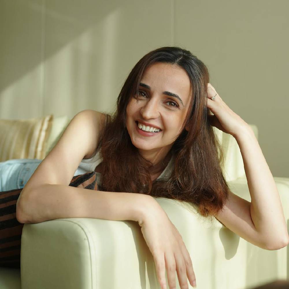 Sanaya Irani Birthday-1-2-3