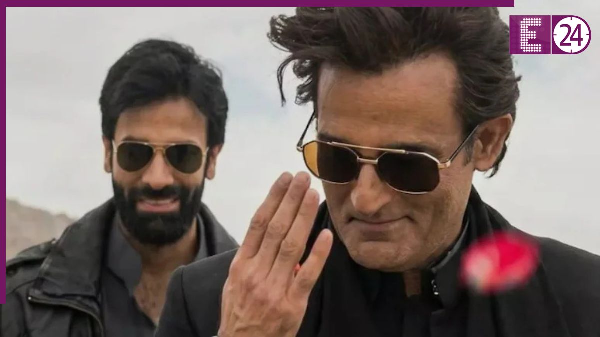 AKSHAYE kHANNA fLOP mOVIES