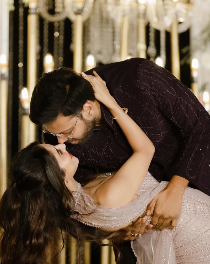 Adrija Roy Engagement-1-2-3-4-5-6