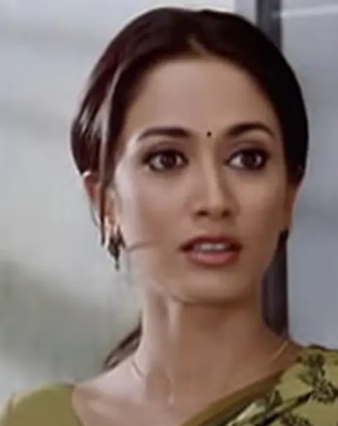 Remember Gayatri Joshi SWADES ACTRESS -1-2-3-4