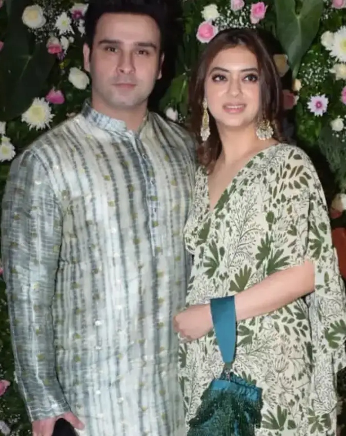 Girish Kumar Taurani-1-2-3-4-5-6-7