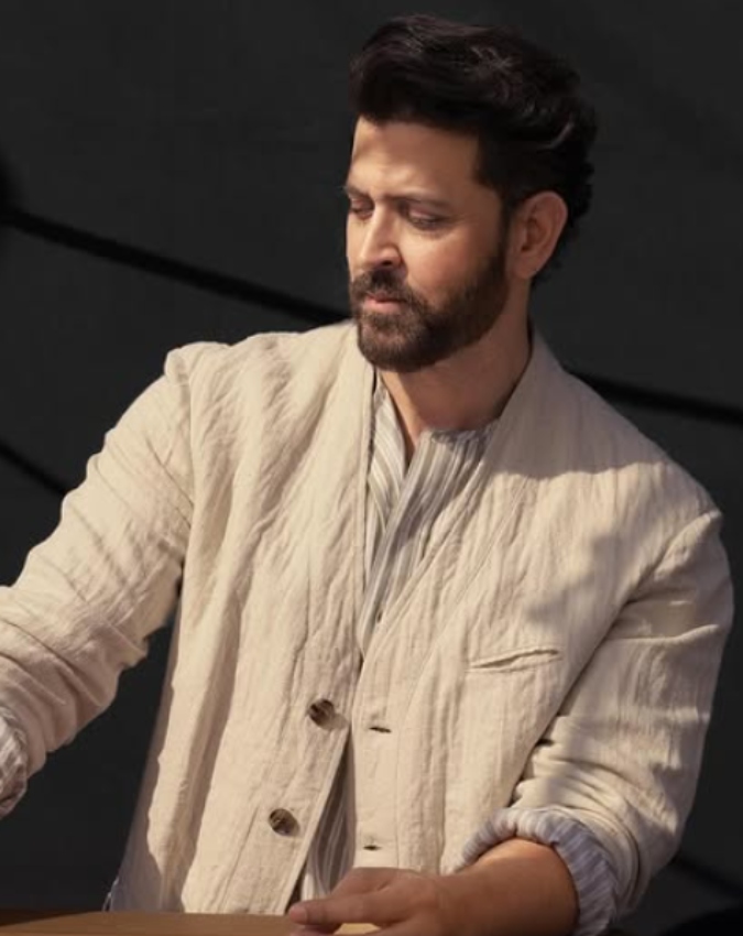 Hrithik Roshan-1-2-3-4