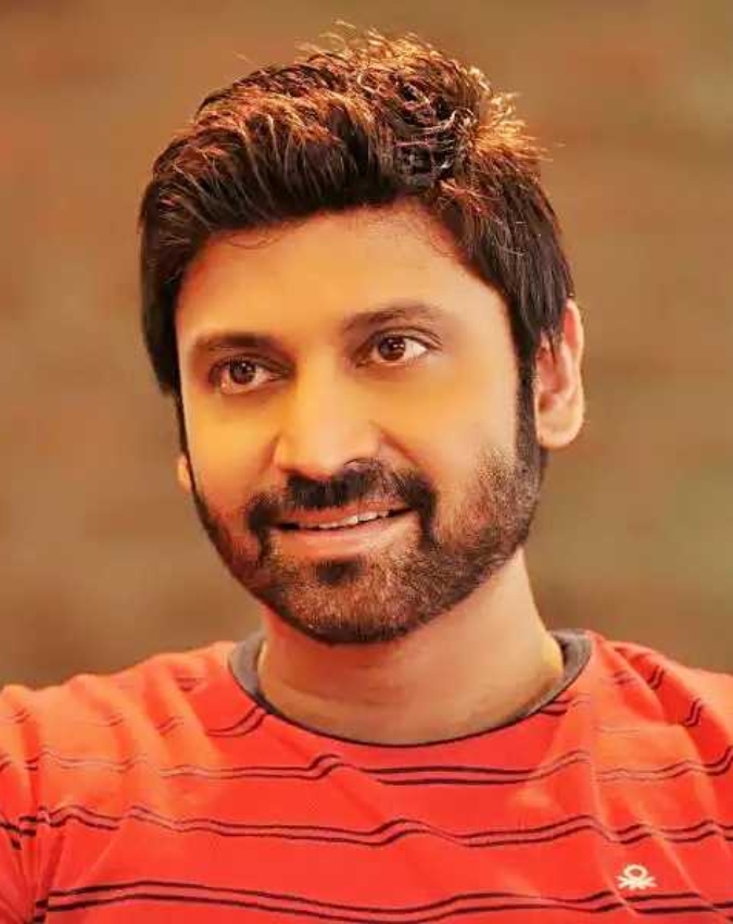 Mrunal Thakur relationships-1-2-3