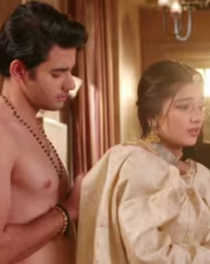 16 yr Yashika Sharma intimate scene-1-2