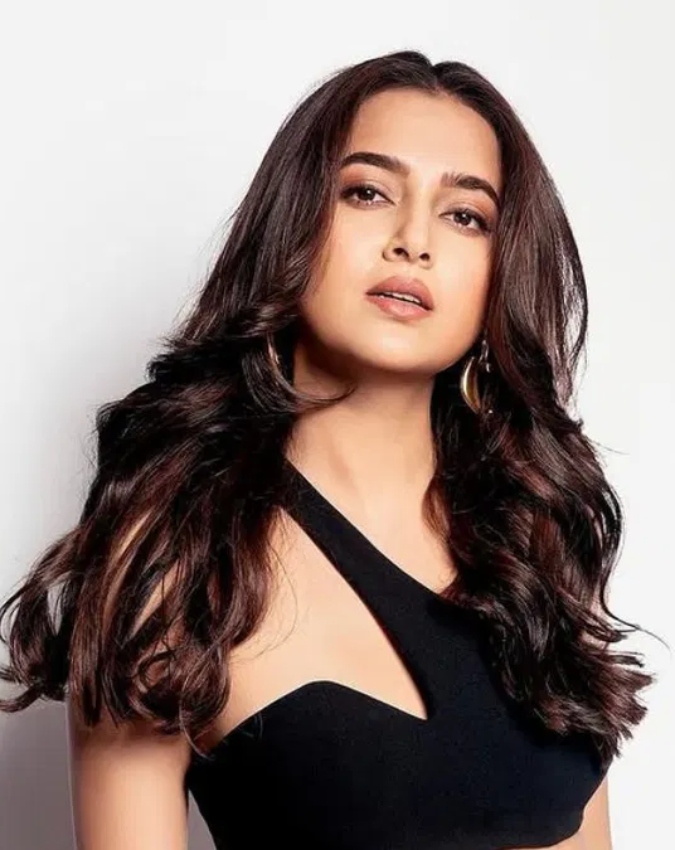 Priyanka Chahar Choudhary, Rupali Ganguly, Smriti IRani-1-2-3-4-5-6-7-8-9-10