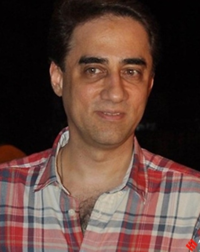 aamir khan brother faisal khan-1-2-3-4-5