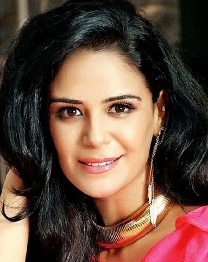 BORDER 2 MONA SINGH-1-2-3-4-5
