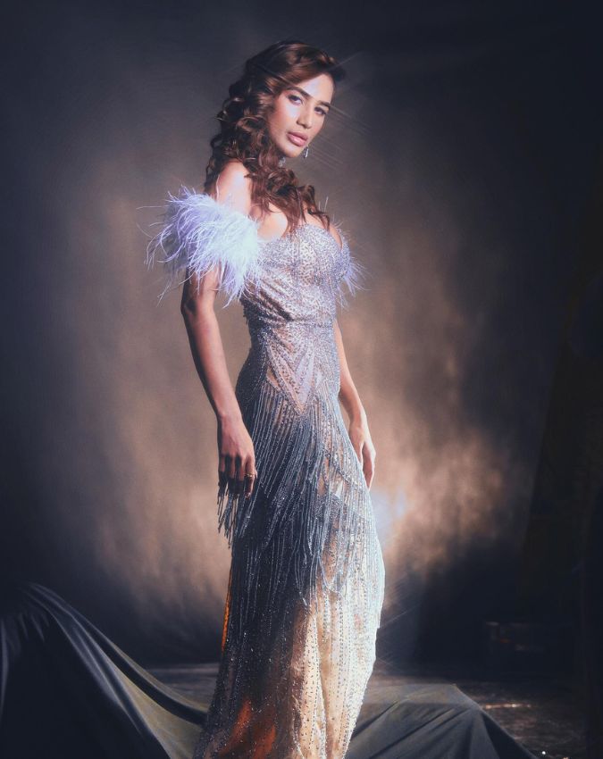 Poonam Pandey bold-1-2-3