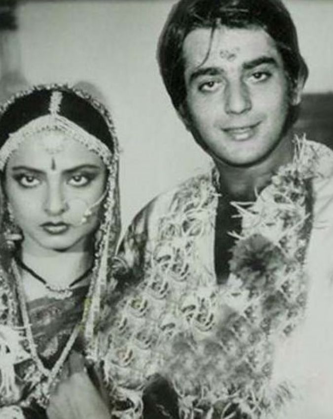 Nargis Dutt made a shocking statement against Rekha-1-2-3-4