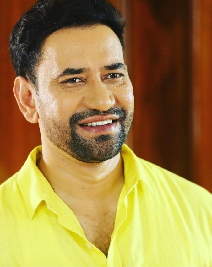 Dinesh Lal Nirahua-Amarpali Dubey-1-2