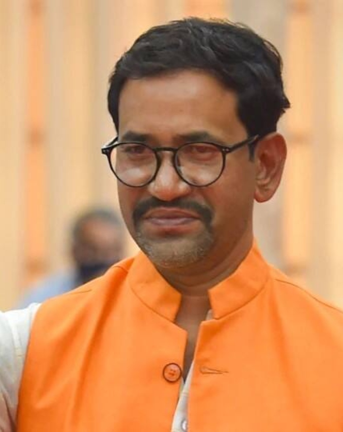 Dinesh Lal Yadav-1-2-3