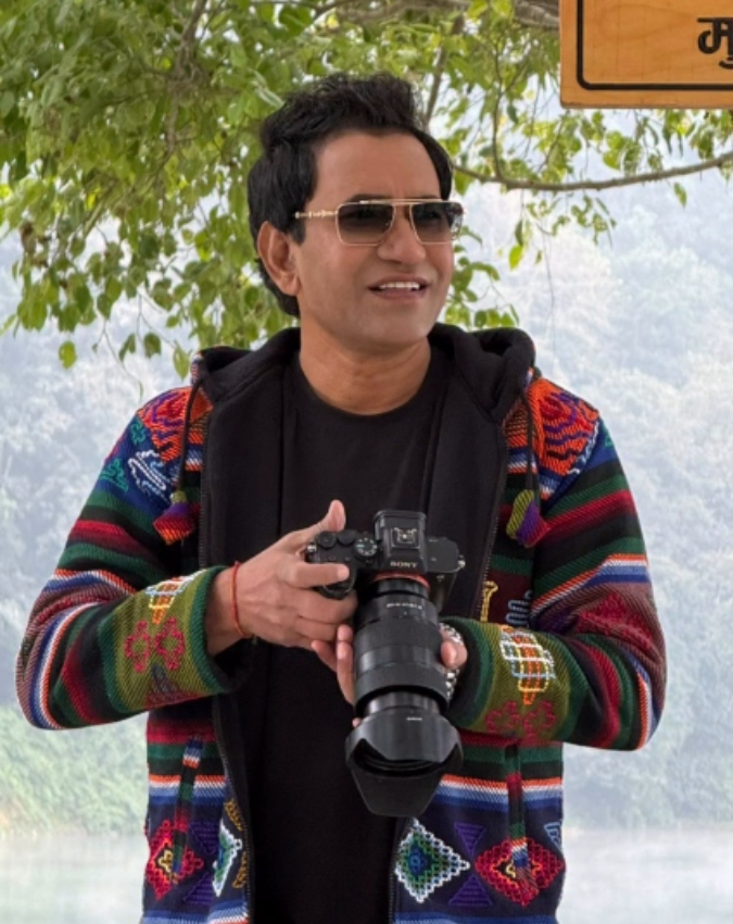 Dinesh Lal Yadav-1-2