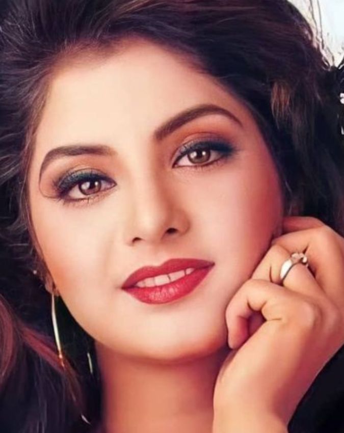 Divya Bharti Birth Anniversary Divya Bharti Birth Anniversary-1-2-3
