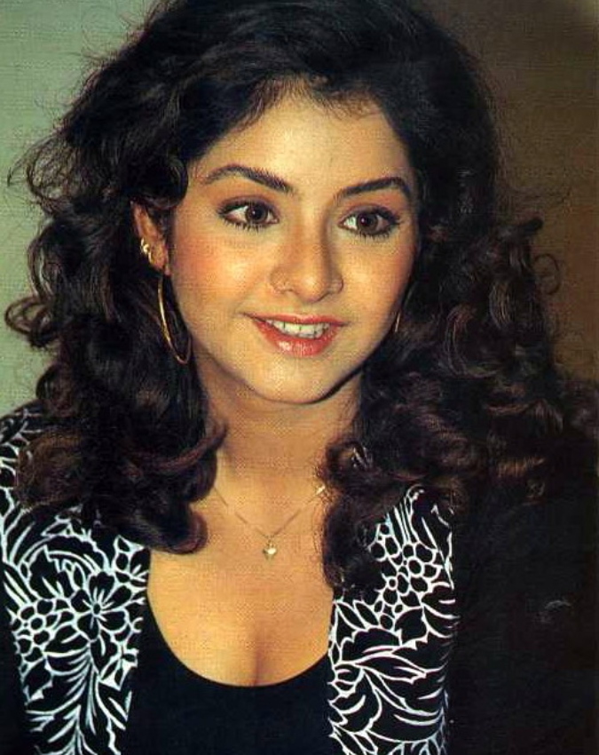 Divya Bharti (7) -1-2-3