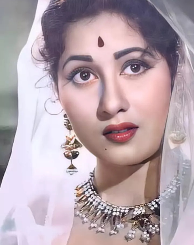 Sridevi-Divya Bharti Sridevi-Divya Bharti-1-2-3