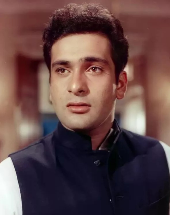 Rajiv Kapoor With father Raj Kapoor -1-2-3-4-5-6