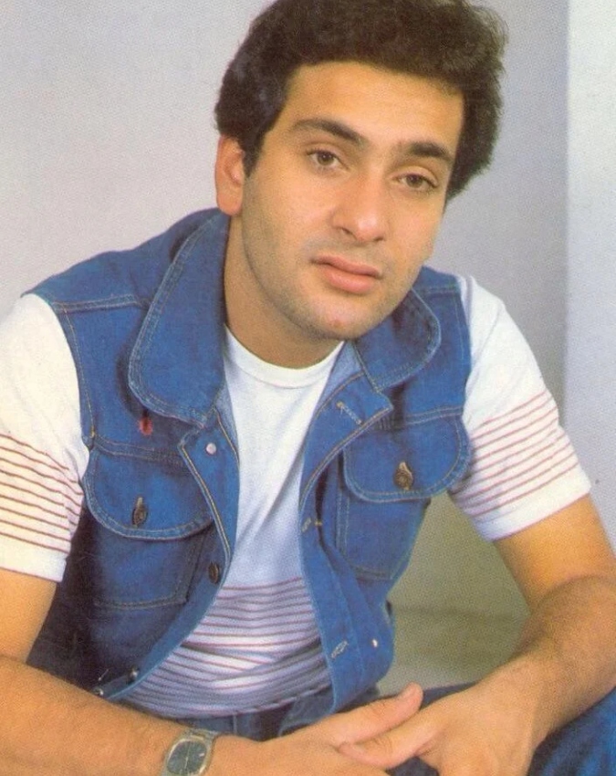 Rajiv Kapoor With father Raj Kapoor -1-2-3-4-5-6-7