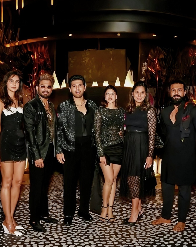 Ram Charan Wife Upasana Konidela Enjoying Party -1-2-3-4