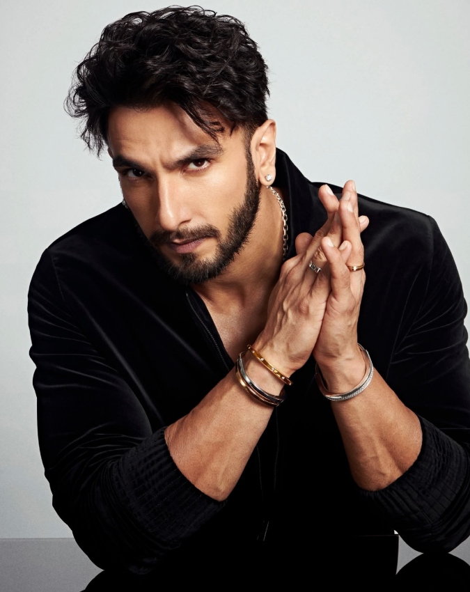 Ranveer Singh In Dhurandhar Vs Ranbir Kapoor In Animal Ranveer Singh In Dhurandhar Vs Ranbir Kapoor In Animal-1-2-3-4-5-6