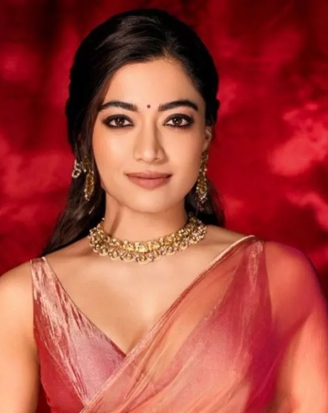 Vijay Deverakonda-Rashmika Mandanna (2) Vijay Deverakonda-Rashmika Mandanna (2)-1-2-3-4