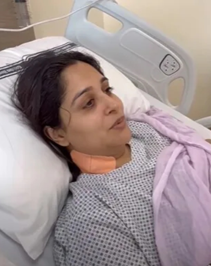 TV Actress Expressed Pain -1-2-3-4-5