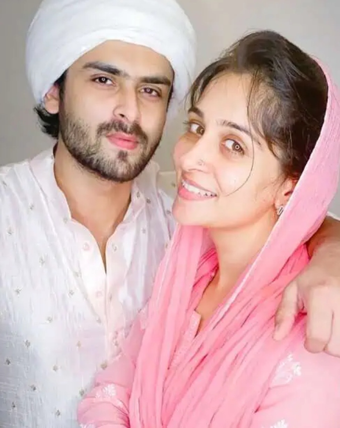 TV Actress Expressed Pain -1-2-3-4-5-6-7