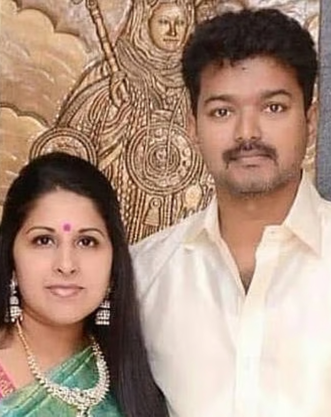 Thalapathy Vijay and his Wife And Actress trisha Krishnan-1-2-3-4-5