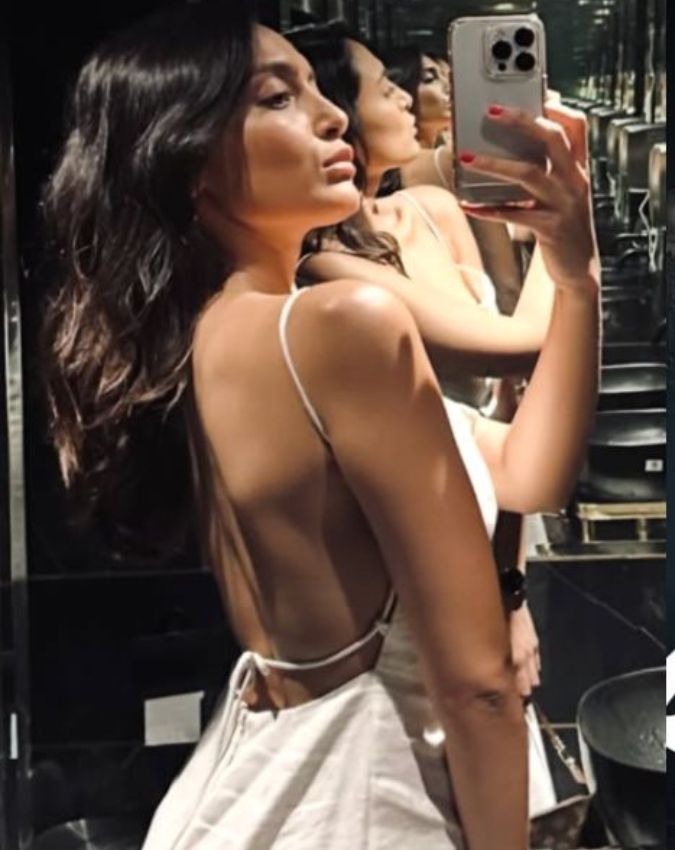 Spirit poster reveals Aishwarya Desai Spirit poster reveals Aishwarya Desai-1-2-3-4