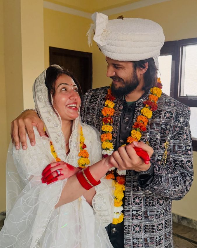 Chandrika Dixit -1-2-3-4-5-6