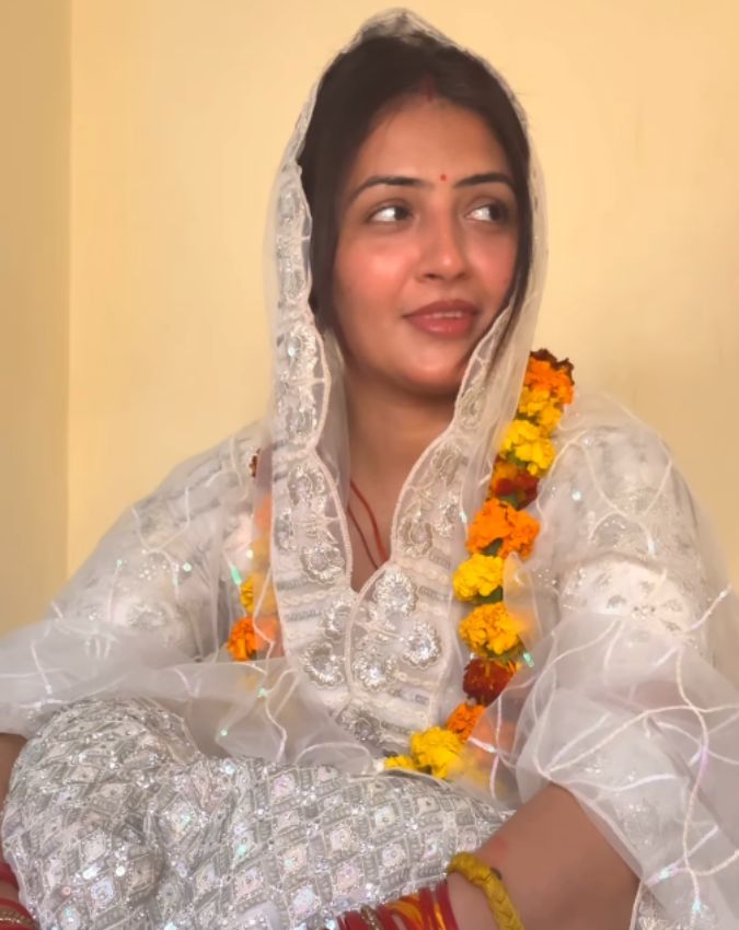 Chandrika Dixit -1-2-3-4