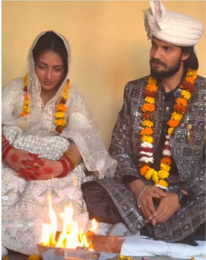 Chandrika Dixit -1-2-3-4-5-6-7-8