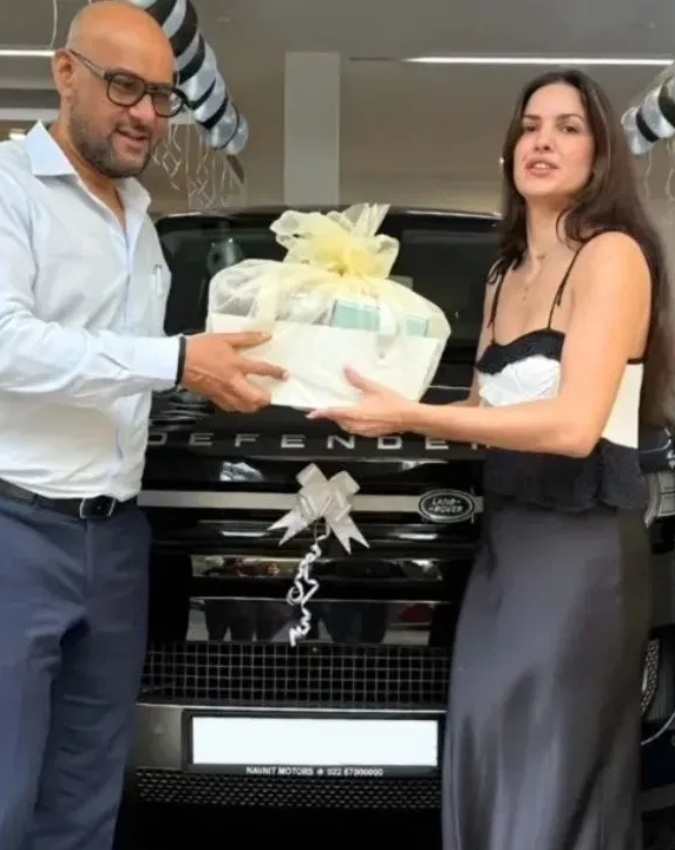 Natasa stankovic-Hardik Pandya And Their Son -1-2