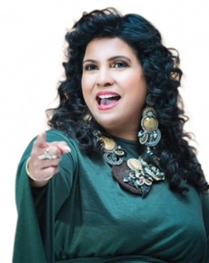 'Baadal Pe Paon Hai' Fame Singer Quits Bollywood -1-2-3-4-5-6-7