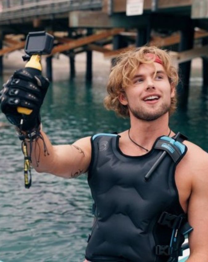 Dead Sea 2024 film Dead Sea 2024 film-1-2-3