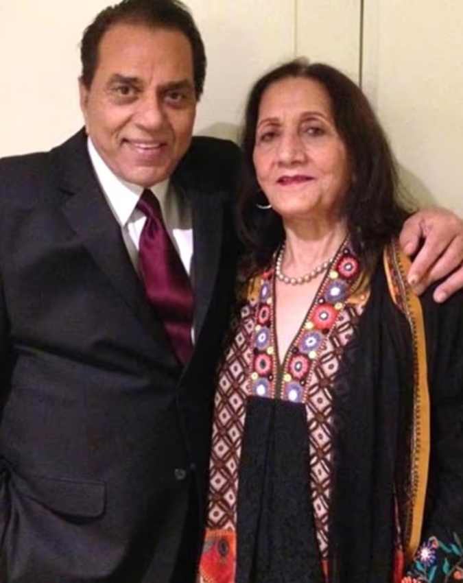 Dharmendra-Hema Malini (5)-1-2-3-4