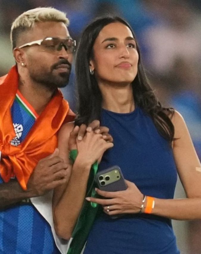 mahika sharma hardik-1-2-3-4-5