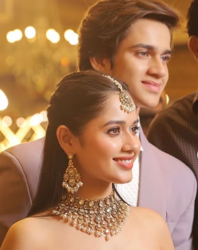 Jannat Zubair-Ayaan Zubair-1-2-3-4